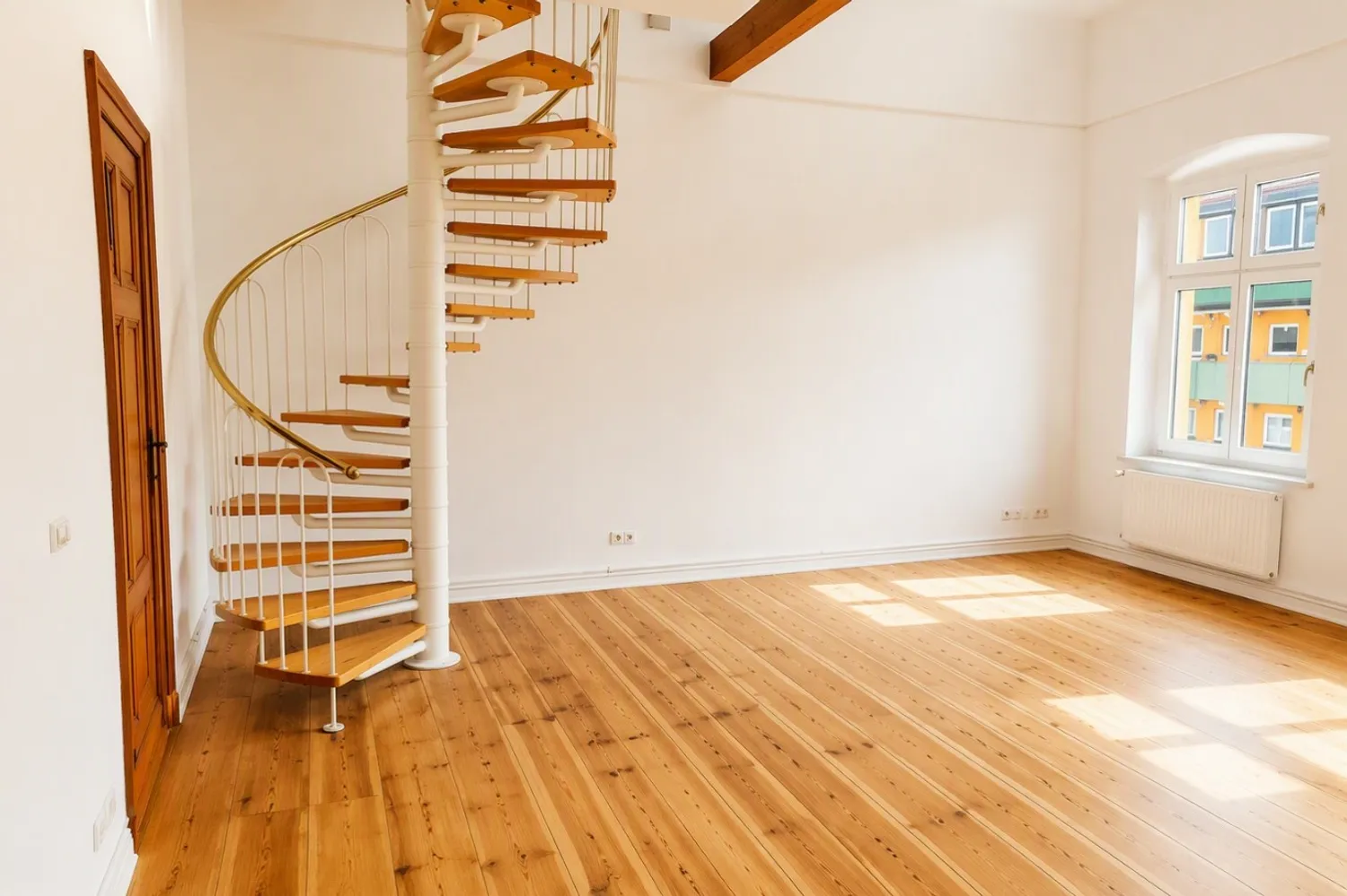 5 Zimmer Wohnung mit 273 m² in Berlin – Bild 2