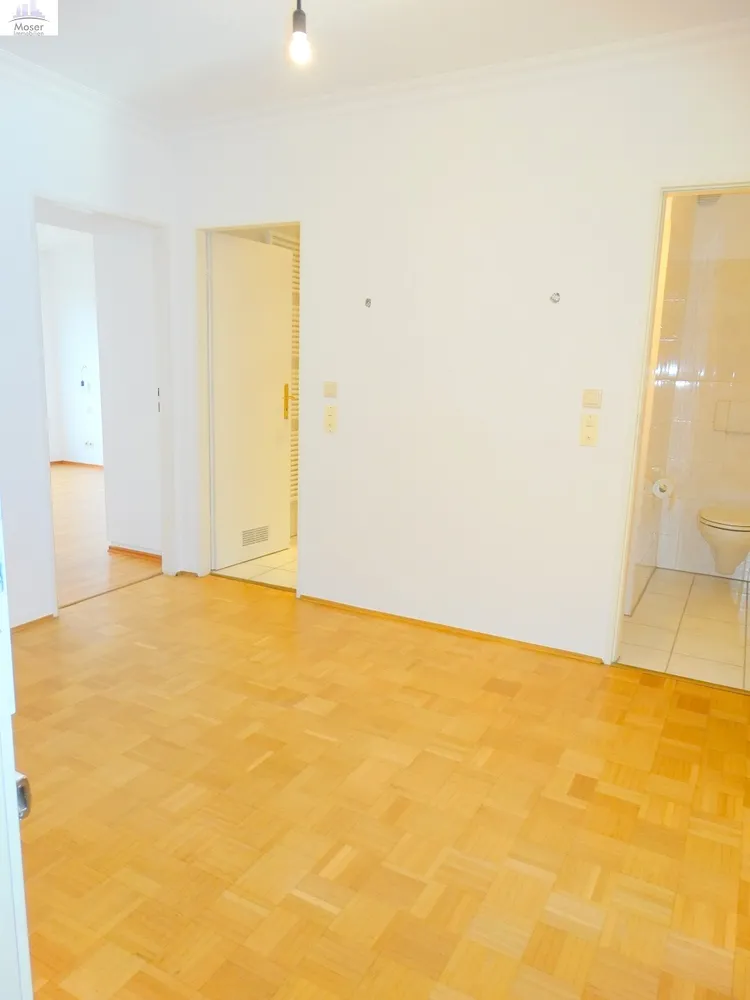2 room apartment with 83 m² in Frankfurt am Main – Photo 3