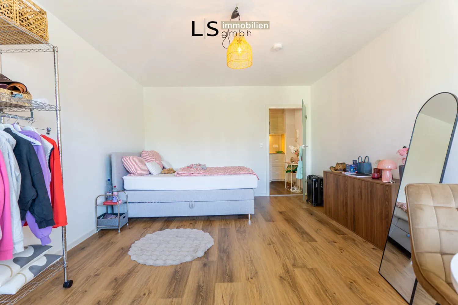 1 Zimmer Wohnung mit 30 m² in Stuttgart – Bild 2