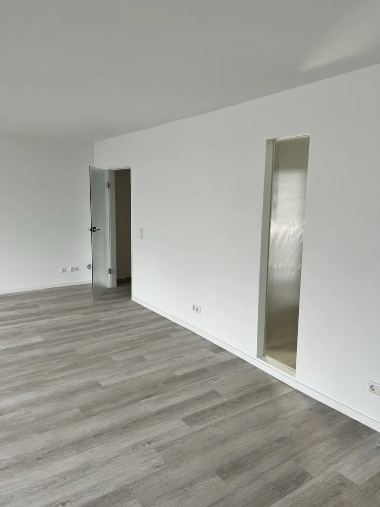 3 Zimmer Wohnung mit 105 m² in Neumünster – Bild 3