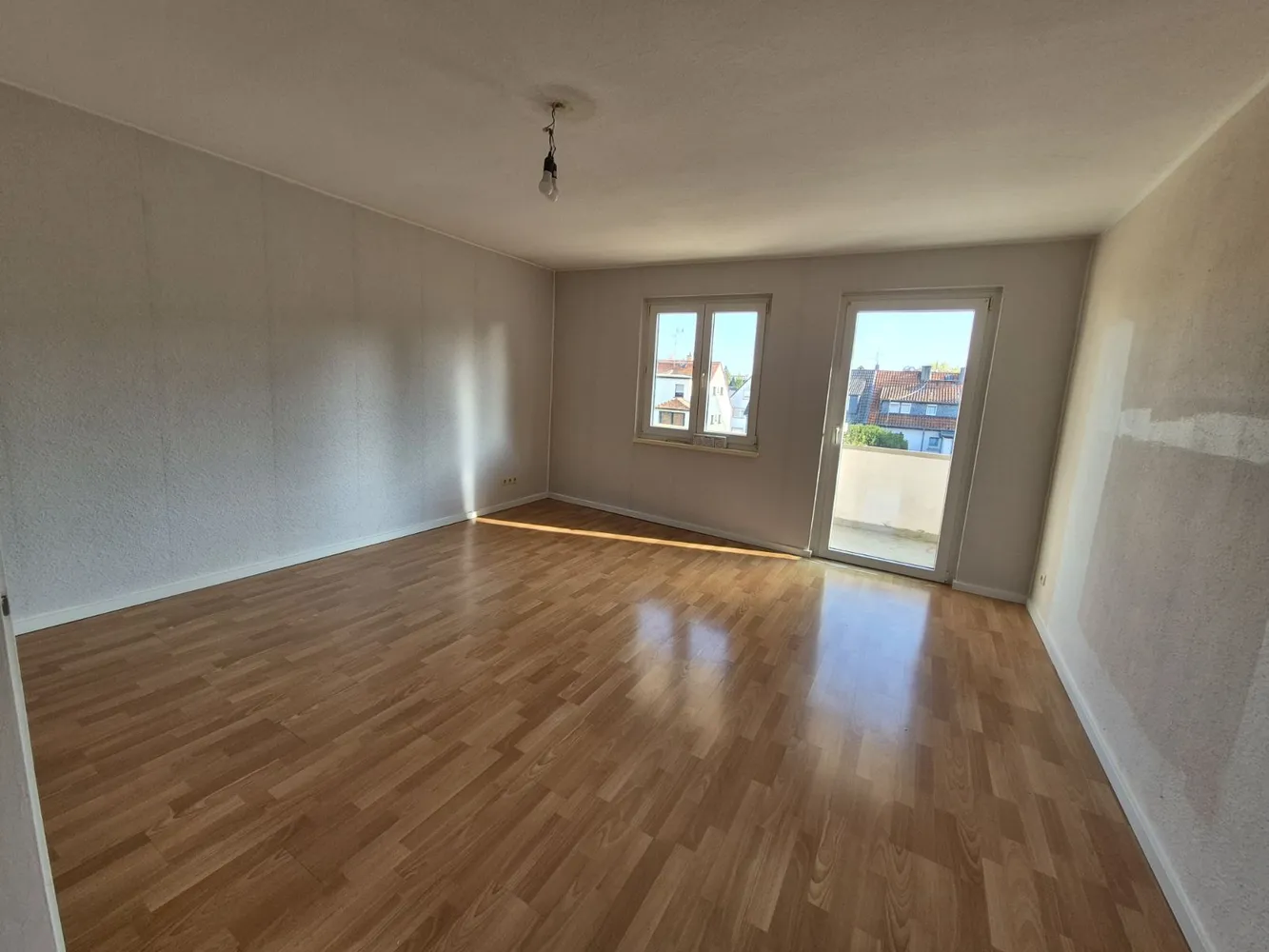 2 Zimmer Wohnung mit 65 m² in Offenbach am Main – Bild 1
