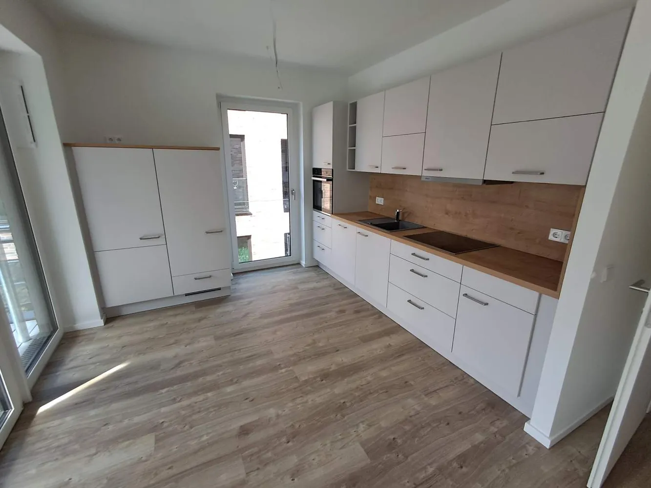 4 Zimmer Wohnung mit 92 m² in Lübeck – Bild 7