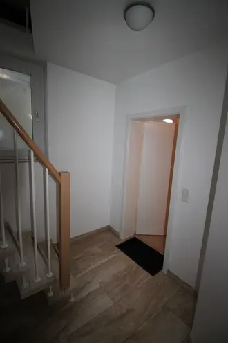 2 Zimmer Wohnung mit 100 m² in Mülheim an der Ruhr – Bild 2
