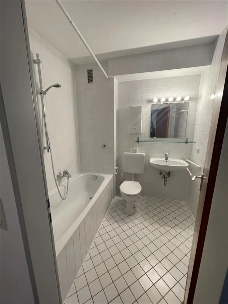 1 Zimmer Wohnung mit 38 m² in Nürnberg – Bild 7