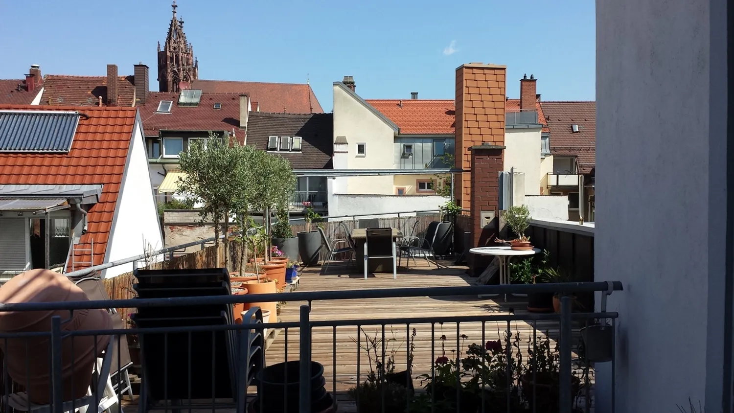 4 Zimmer Wohnung mit 137 m² in Freiburg im Breisgau – Bild 2