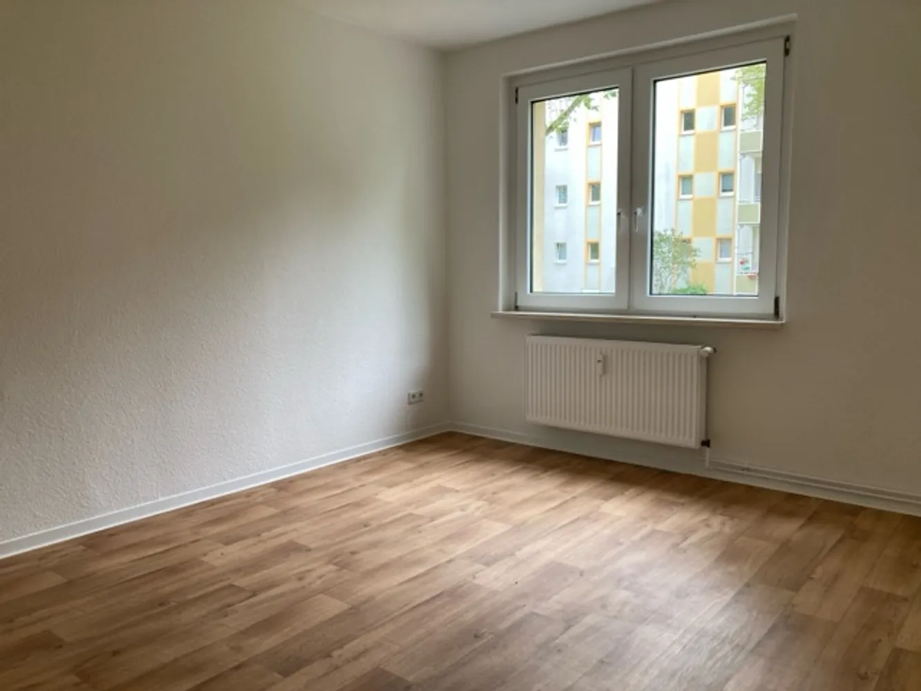 2 Zimmer Wohnung mit 47 m² in Merseburg – Bild 2