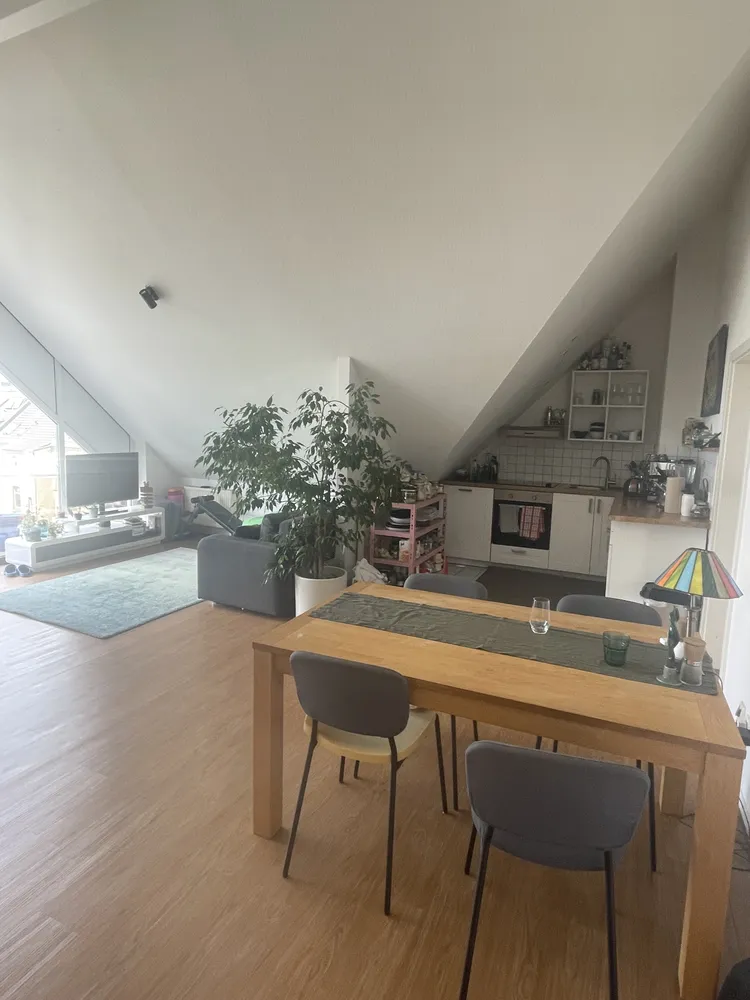 2 Zimmer Wohnung mit 70 m² in Düsseldorf – Bild 3