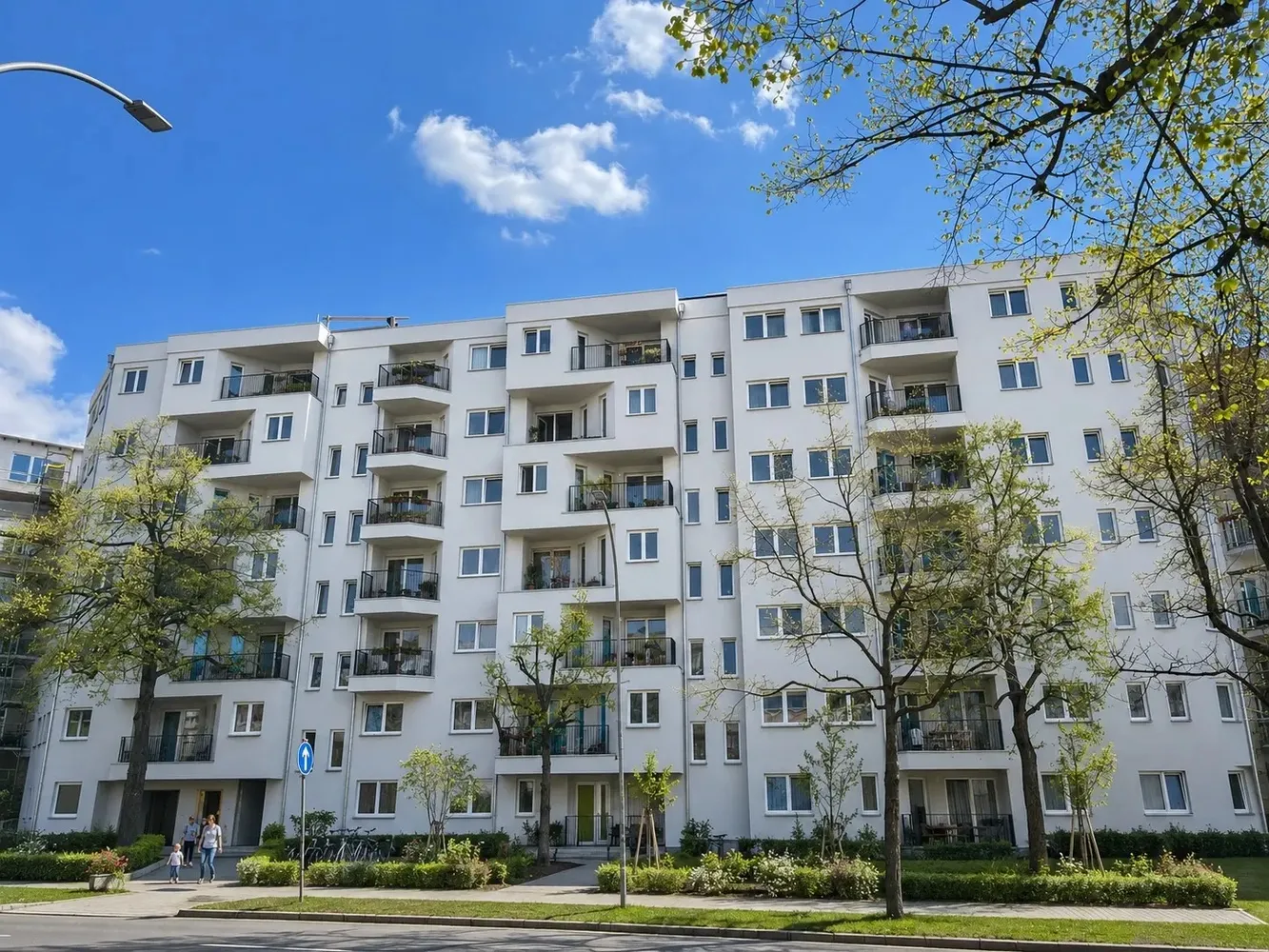 3 Zimmer Wohnung mit 102 m² in Berlin – Bild 1