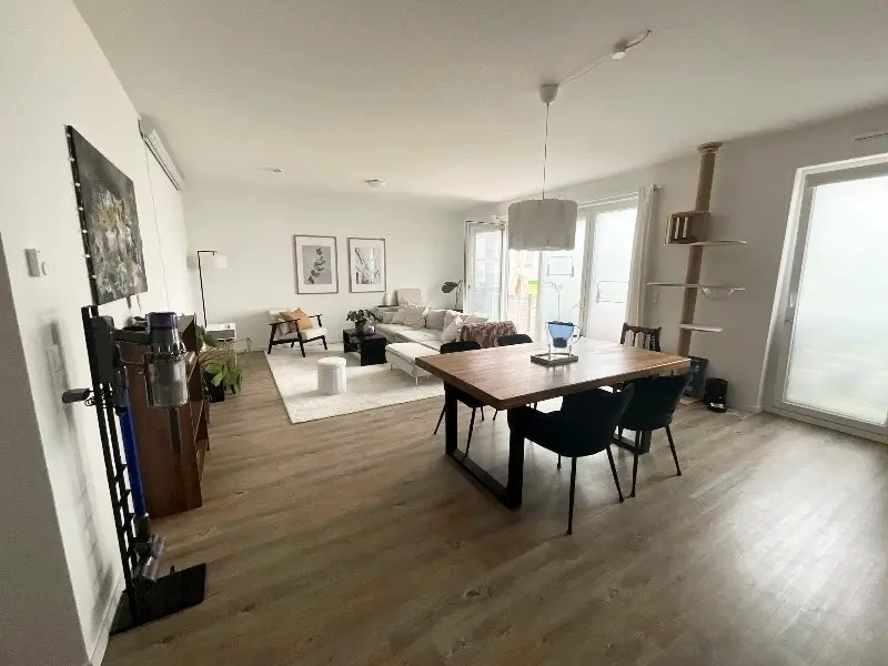 3 Zimmer Wohnung mit 95 m² in Düsseldorf – Bild 2