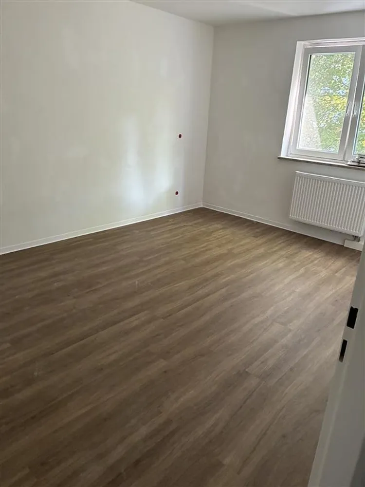 4 Zimmer Wohnung mit 77 m² in Frankfurt am Main – Bild 7