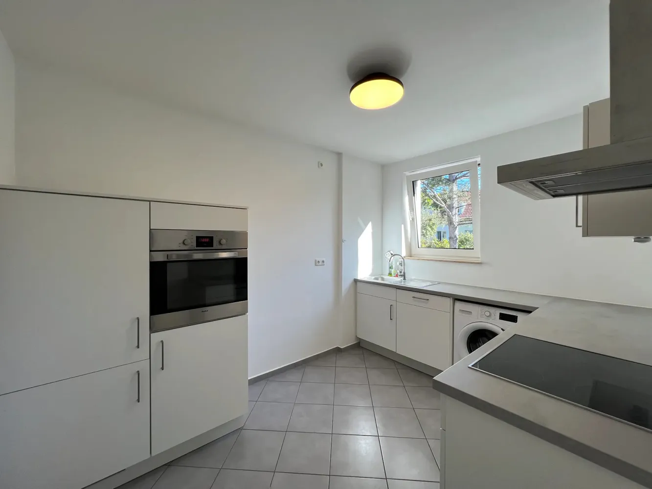 Shared room with 16 m² in Munich – Photo 2