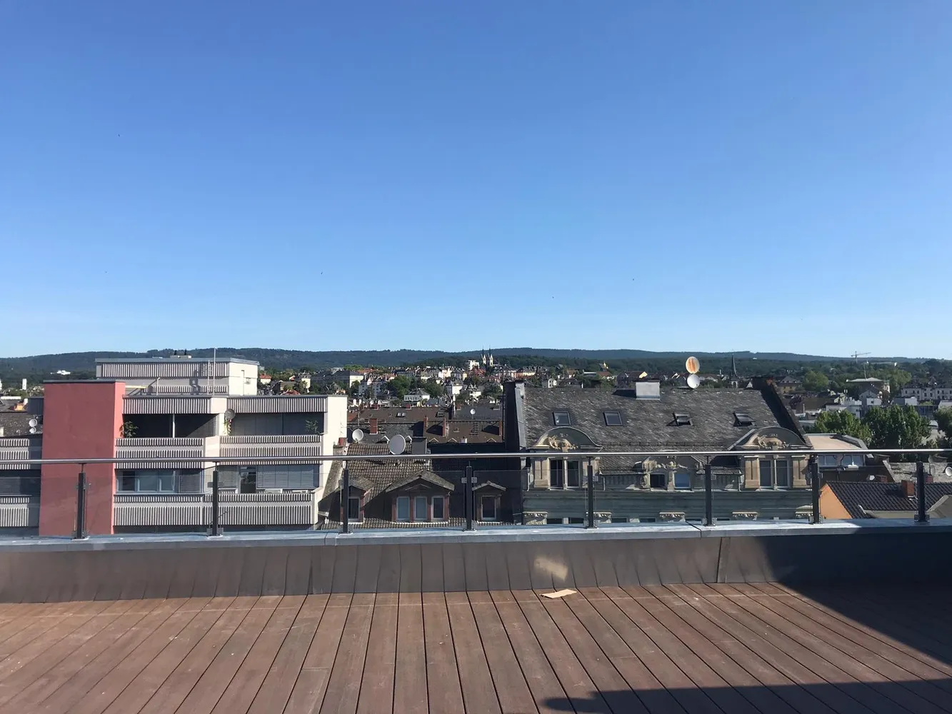 3 Zimmer Wohnung mit 139 m² in Wiesbaden – Bild 2