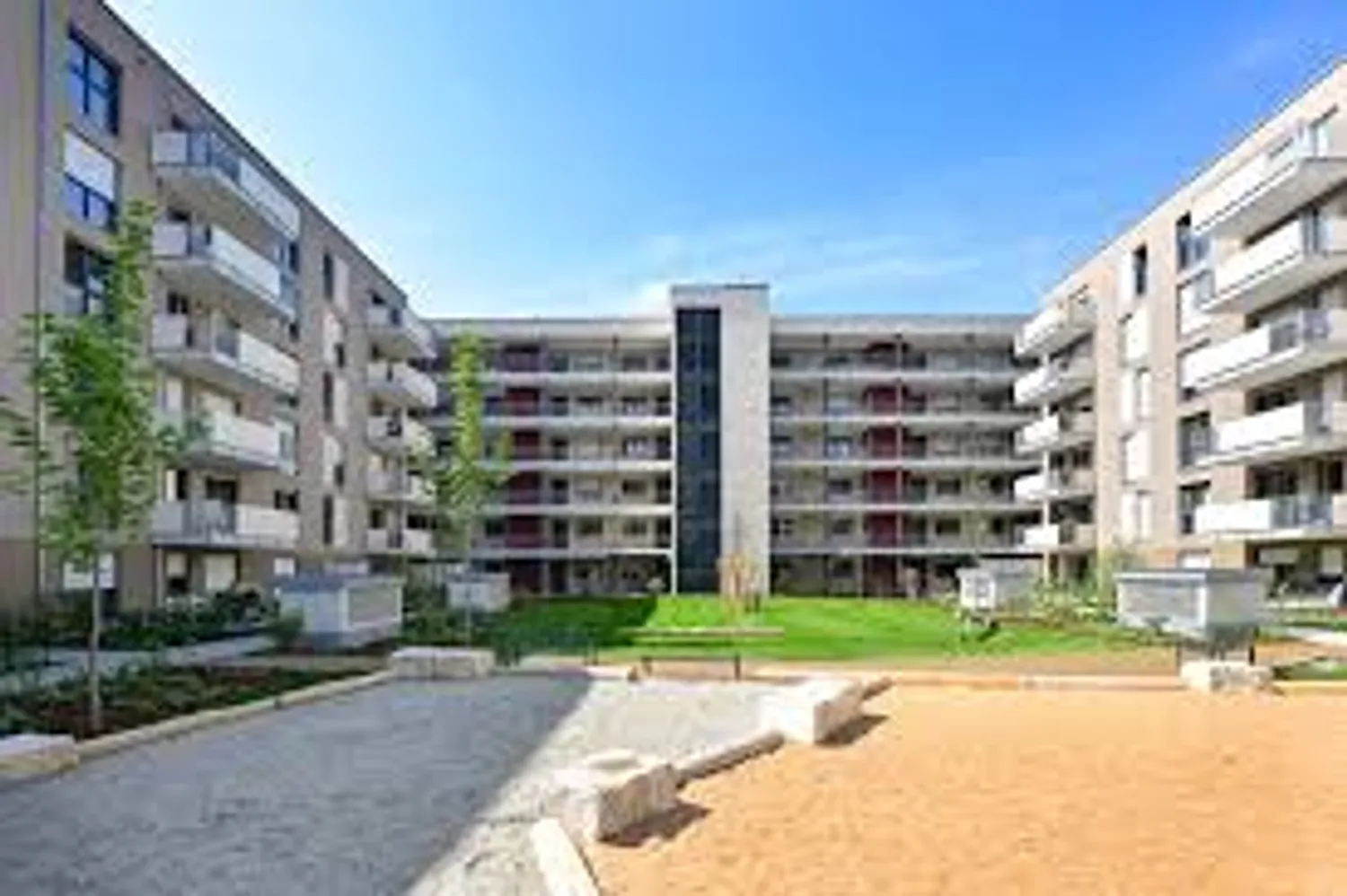 4 Zimmer Wohnung mit 105 m² in Nürnberg – Bild 1