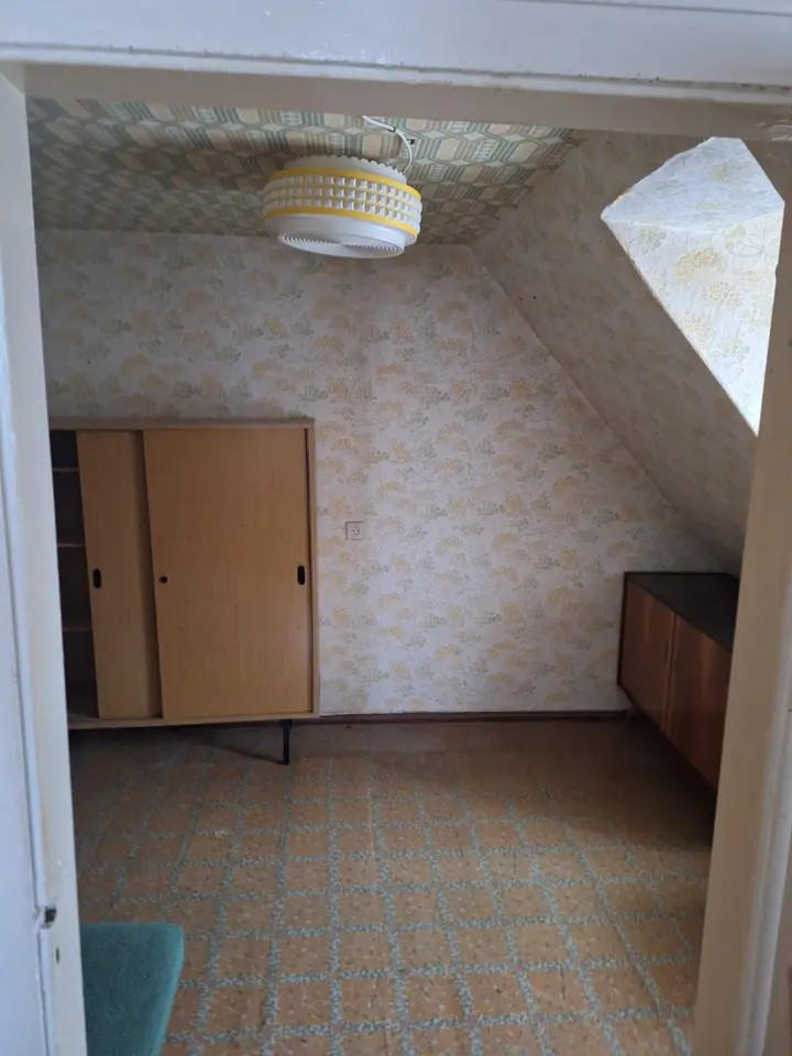 6 room house with 100 m² in Aschersleben – Photo 2