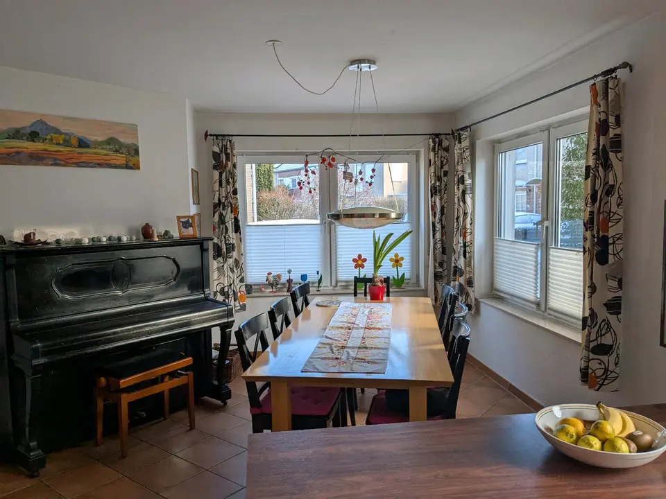WG-Zimmer mit 190 m² in Bornheim – Bild 9