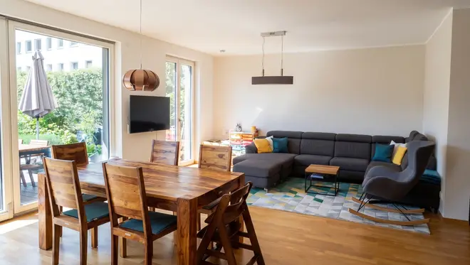 4 Zimmer Wohnung mit 131 m² in Berlin – Bild 2