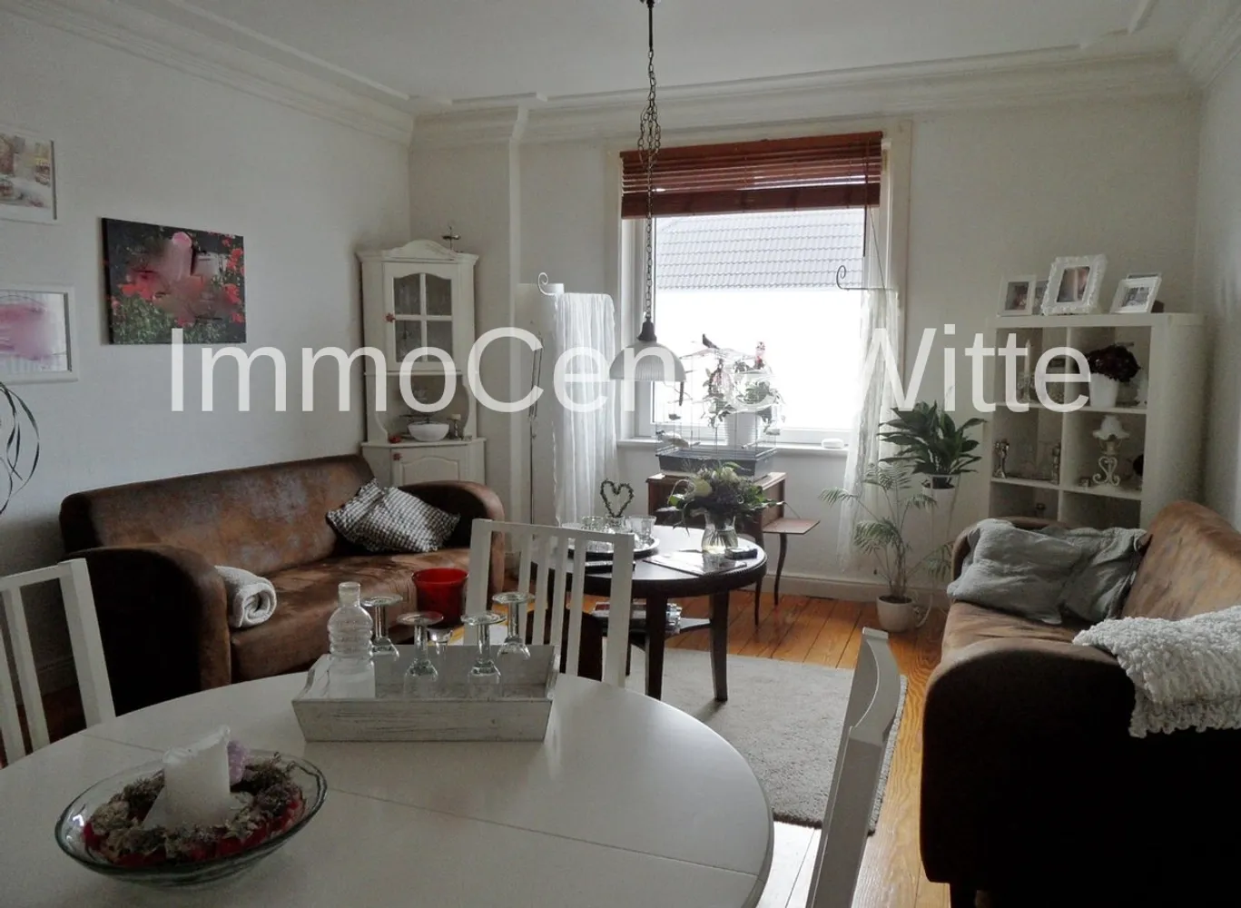 4 Zimmer Wohnung mit 102 m² in Pinneberg – Bild 1