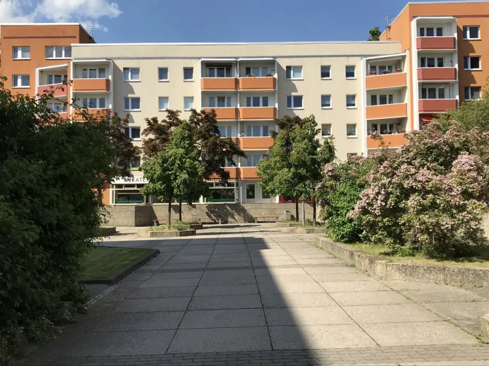 3 Zimmer Wohnung mit 66 m² in Halle (Saale) – Bild 2