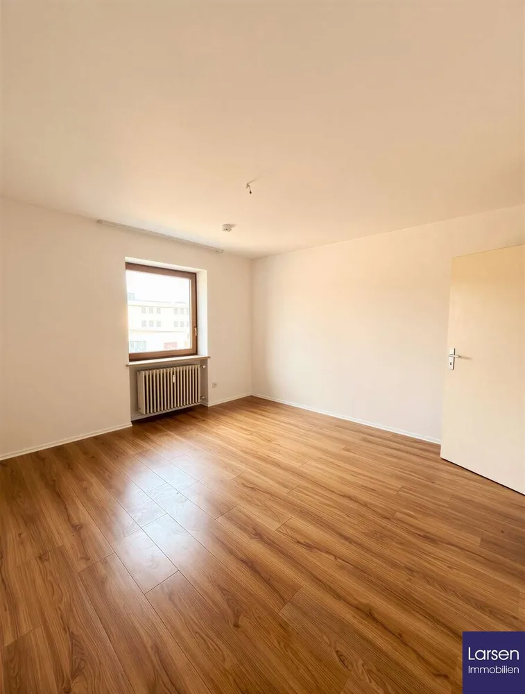 3 Zimmer Wohnung mit 75 m² in Straubing – Bild 2