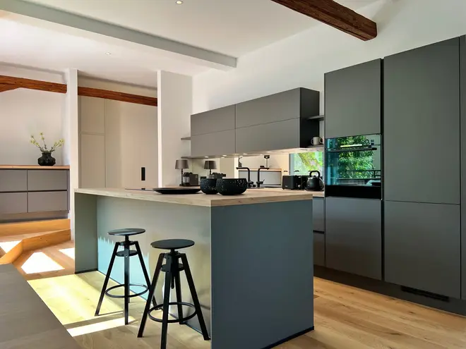 3 Zimmer Wohnung mit 145 m² in Hannover – Bild 3