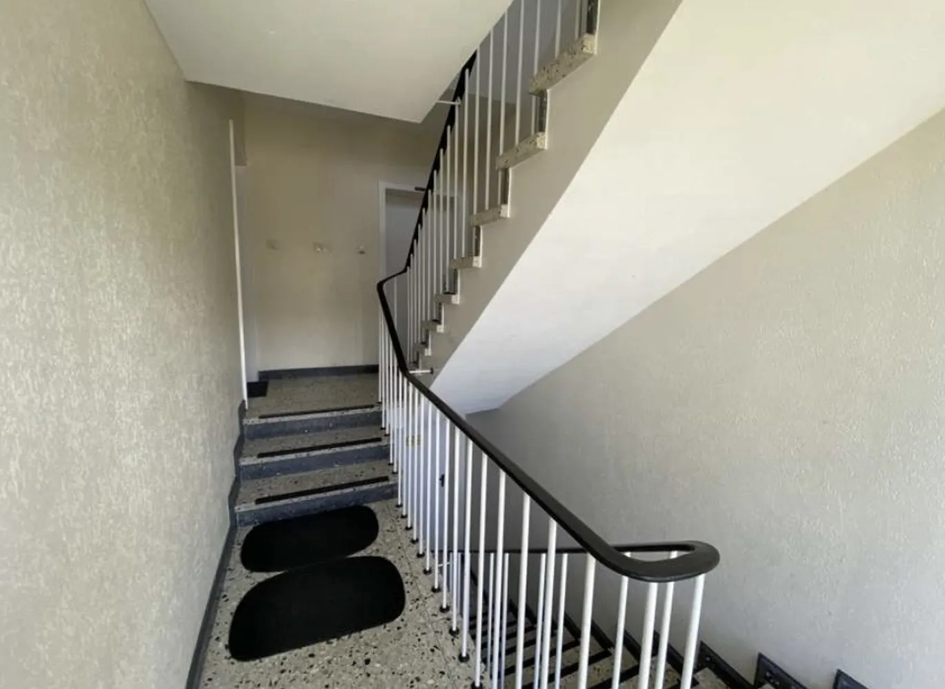 2 Zimmer Wohnung mit 42 m² in Düsseldorf – Bild 6