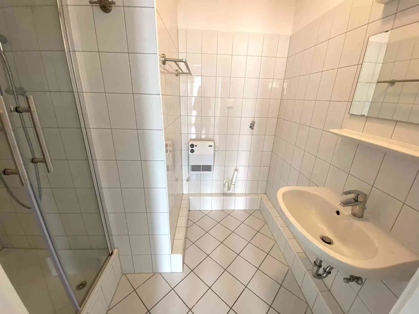 1 Zimmer Wohnung mit 29 m² in Düsseldorf – Bild 8
