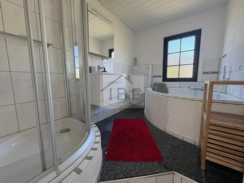 5 Zimmer Wohnung mit 111 m² in Siegen – Bild 6