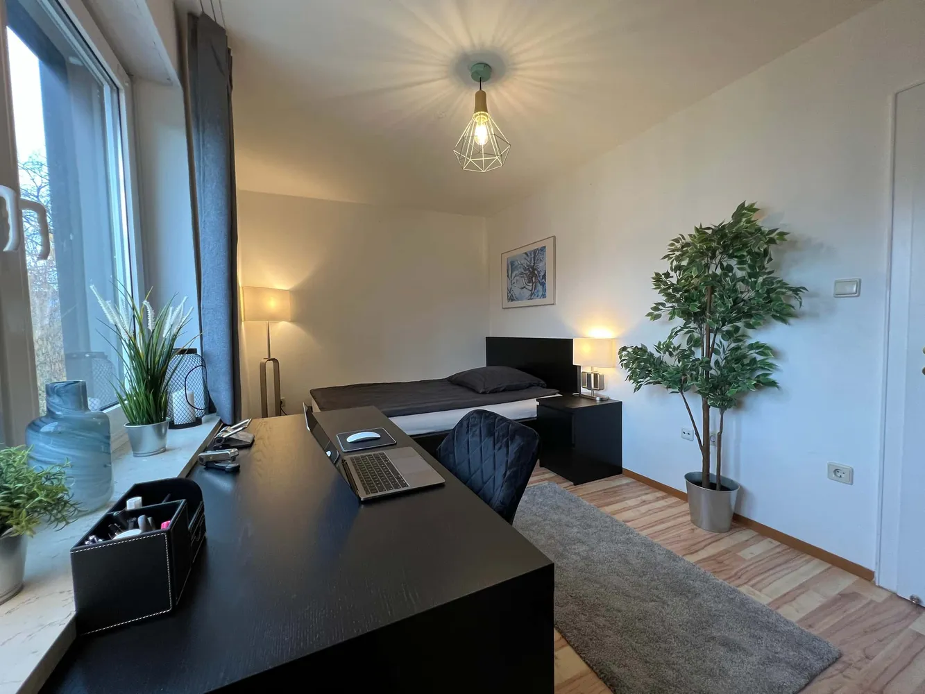 Shared room with 13 m² in Munich – Photo 3