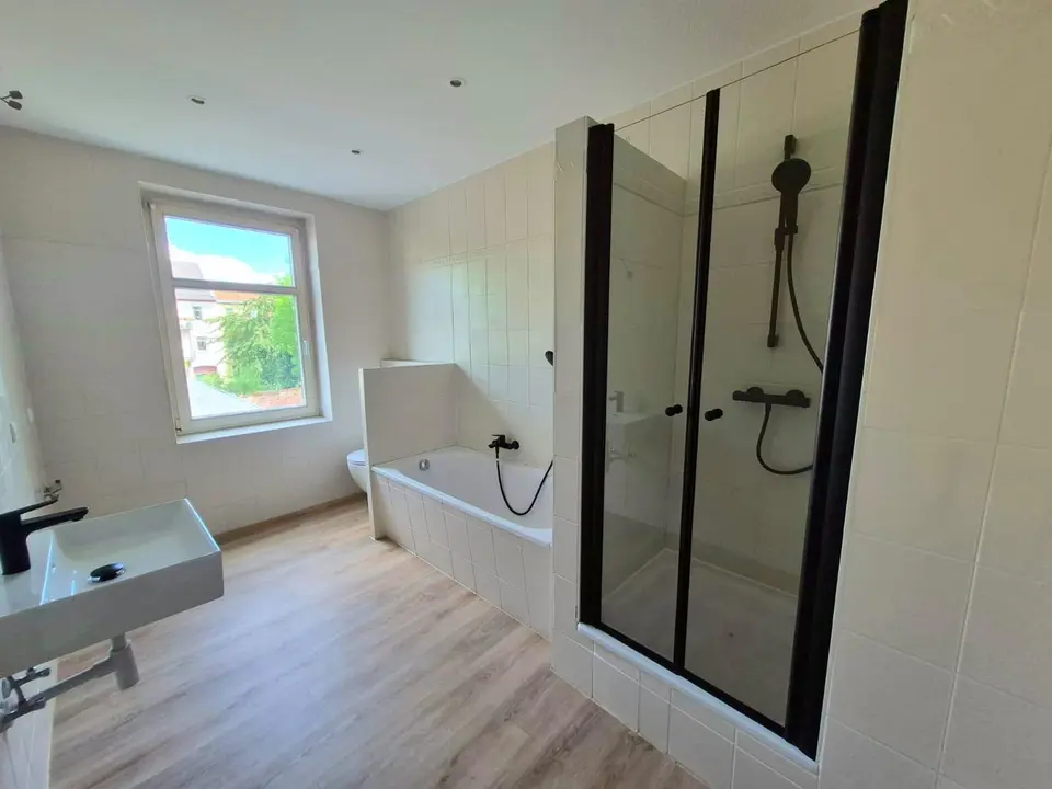 5 Zimmer Wohnung mit 90 m² in Borna – Bild 3