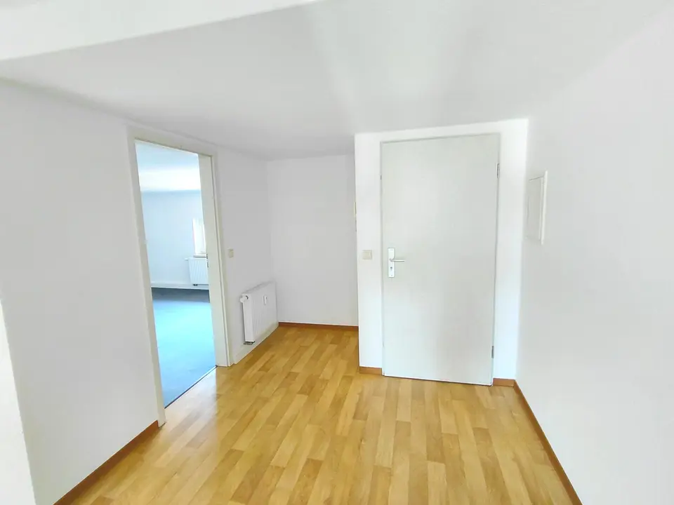 2 Zimmer Wohnung mit 74 m² in Zeitz – Bild 7
