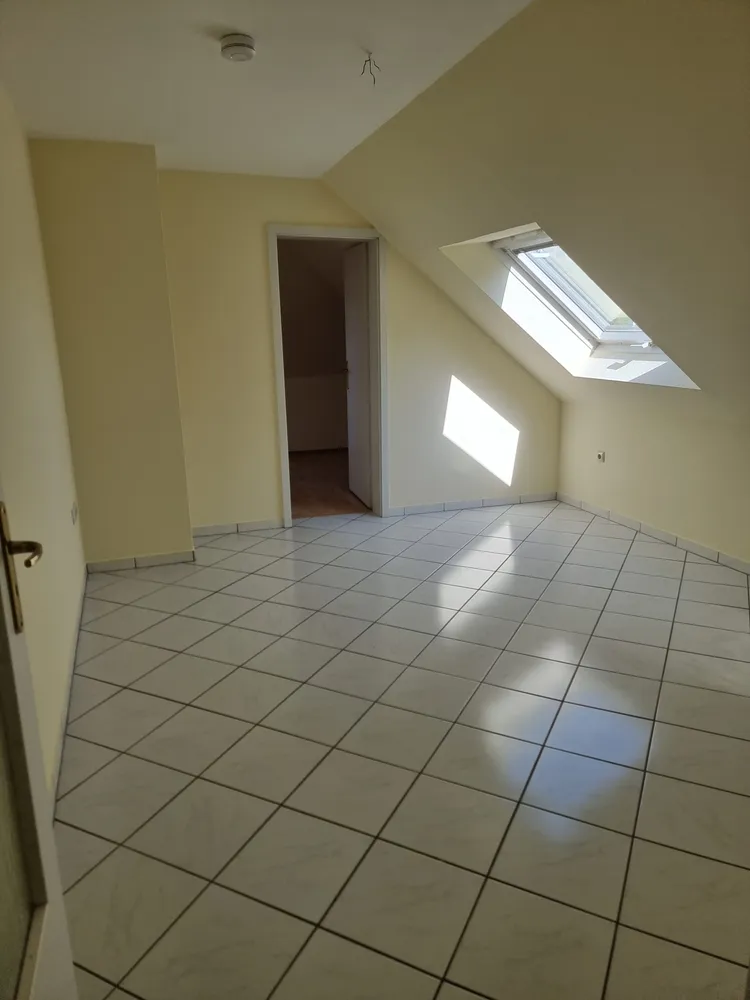4 Zimmer Wohnung mit 88 m² in Köln – Bild 7