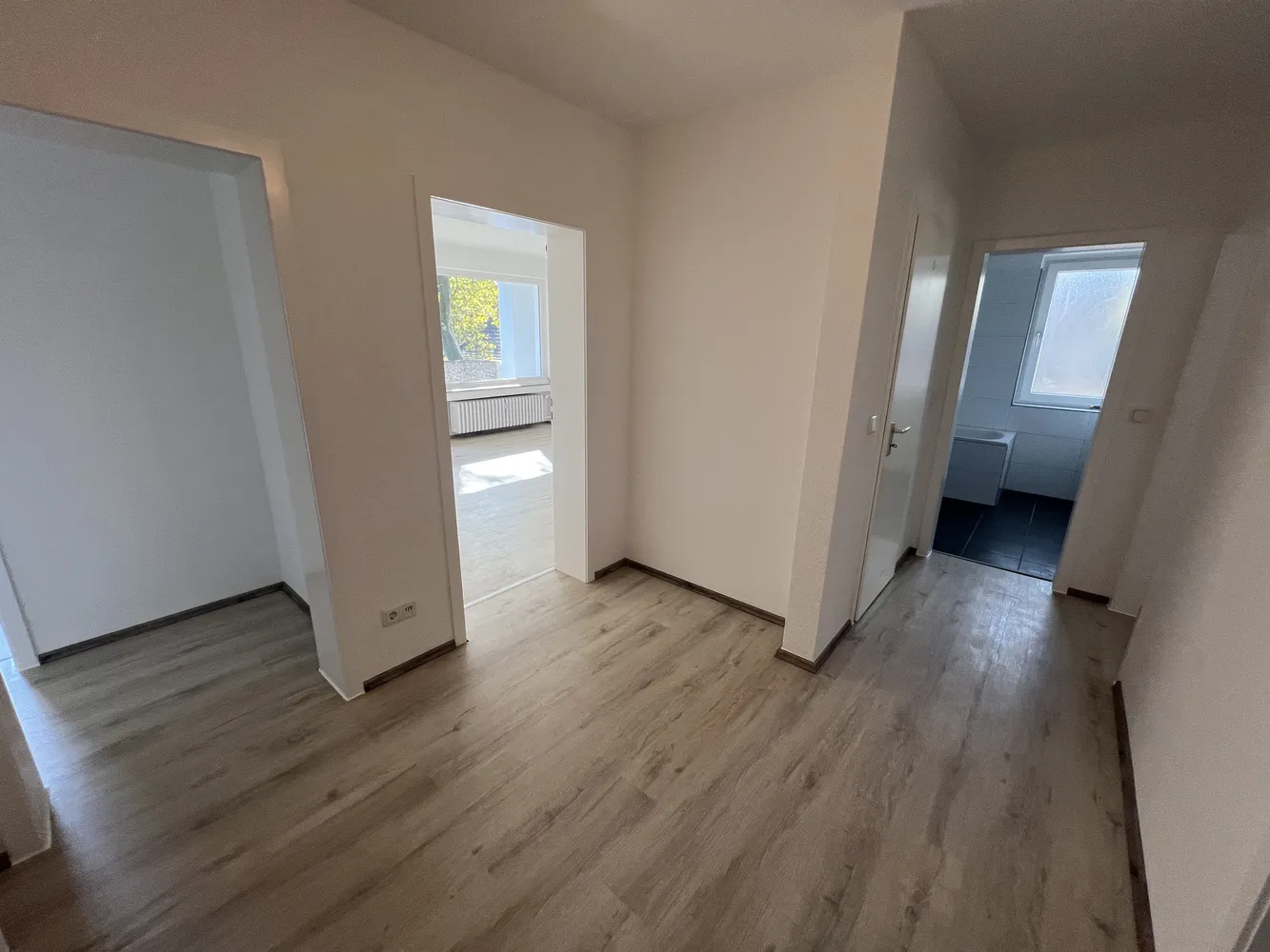 4 room apartment with 94 m² in Duisburg – Photo 9