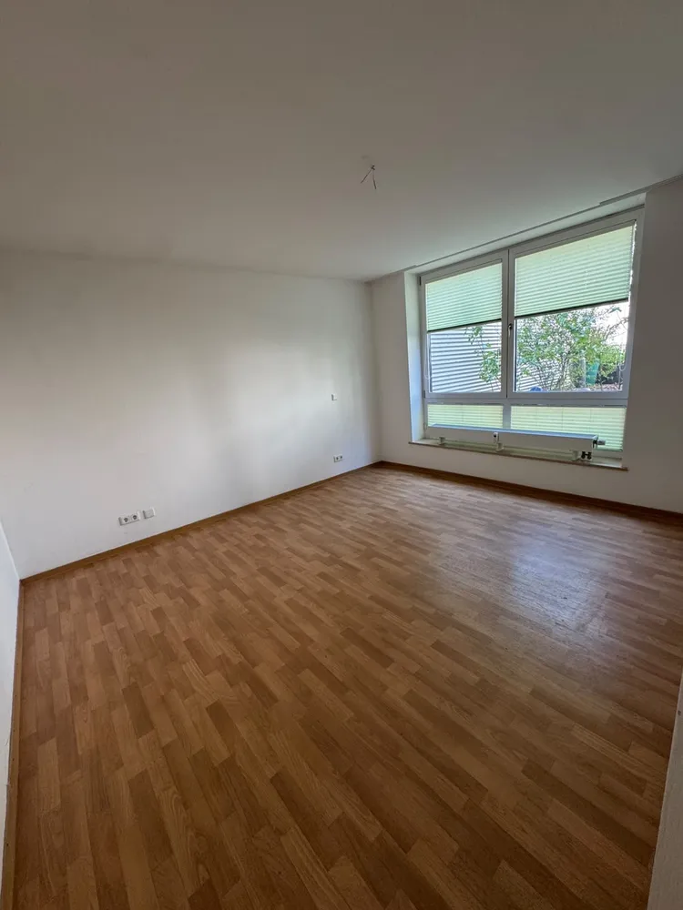 2 Zimmer Wohnung mit 79 m² in Bremerhaven – Bild 3