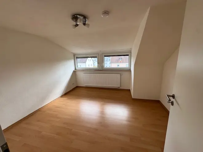 8 Zimmer Haus mit 200 m² in Weiden in der Oberpfalz – Bild 4
