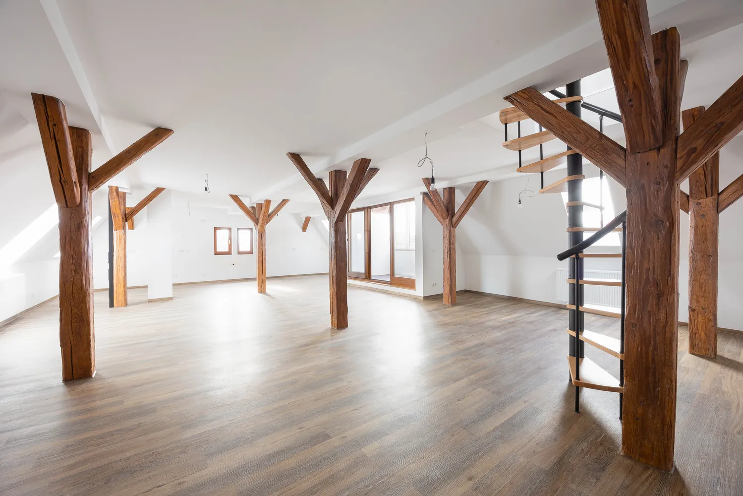 2 Zimmer Wohnung mit 167 m² in Bietigheim-Bissingen – Bild 3