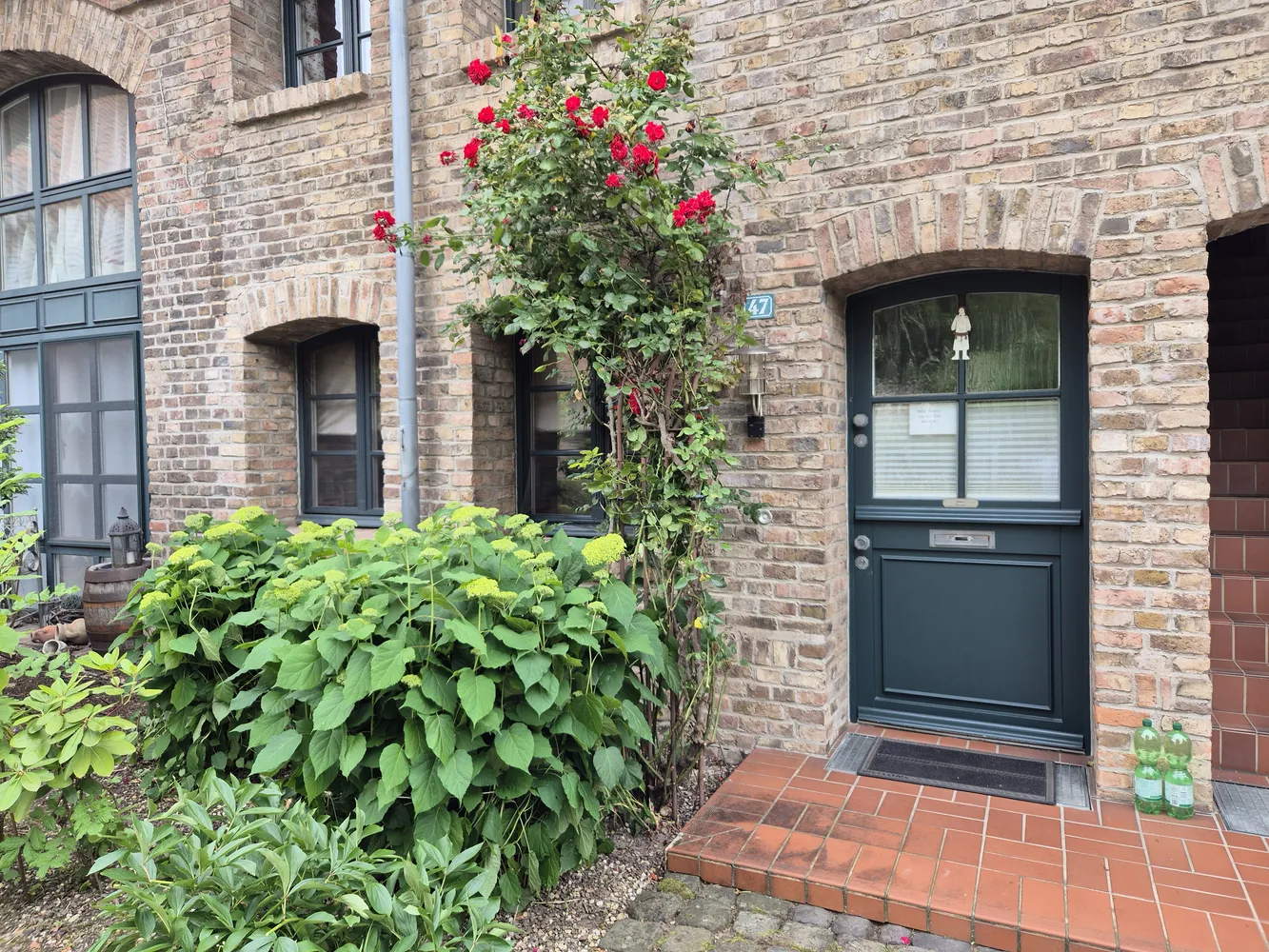 4 Zimmer Wohnung mit 115 m² in Köln – Bild 1