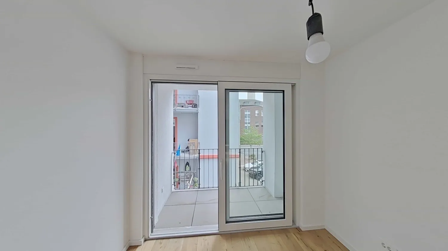 4 Zimmer Wohnung mit 100 m² in Frankfurt am Main – Bild 6