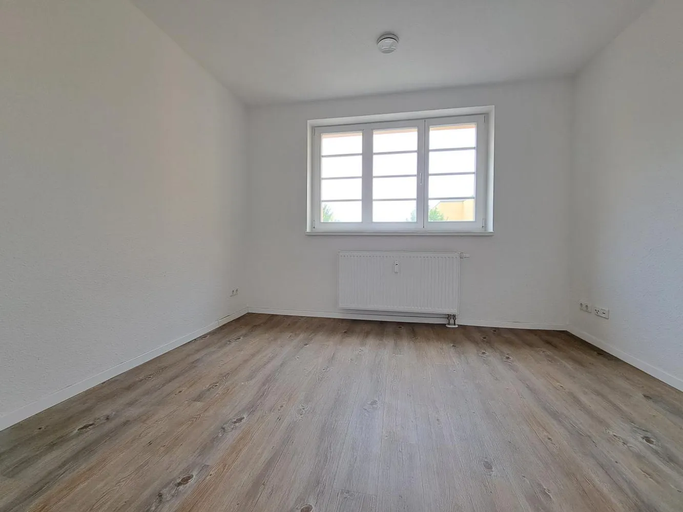4 Zimmer Wohnung mit 88 m² in Magdeburg – Bild 3