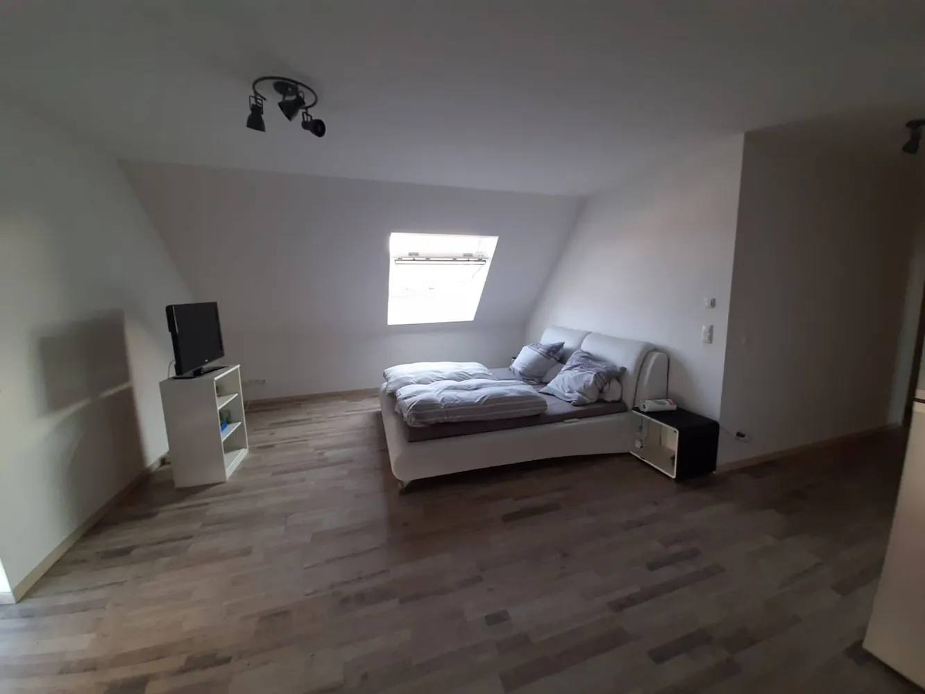 2 Zimmer Wohnung mit 69 m² in Augsburg – Bild 2