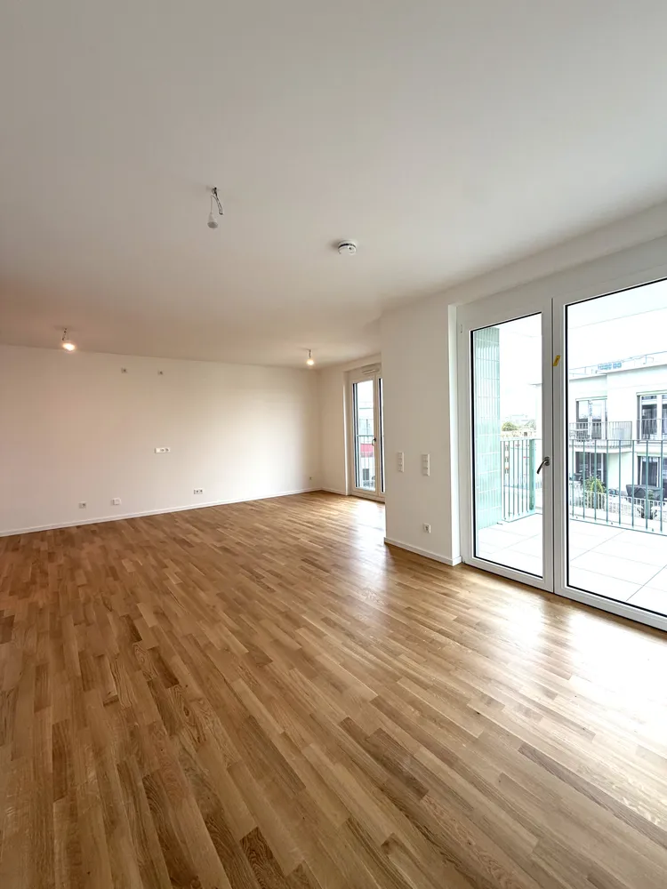 5 Zimmer Wohnung mit 130 m² in München – Bild 2
