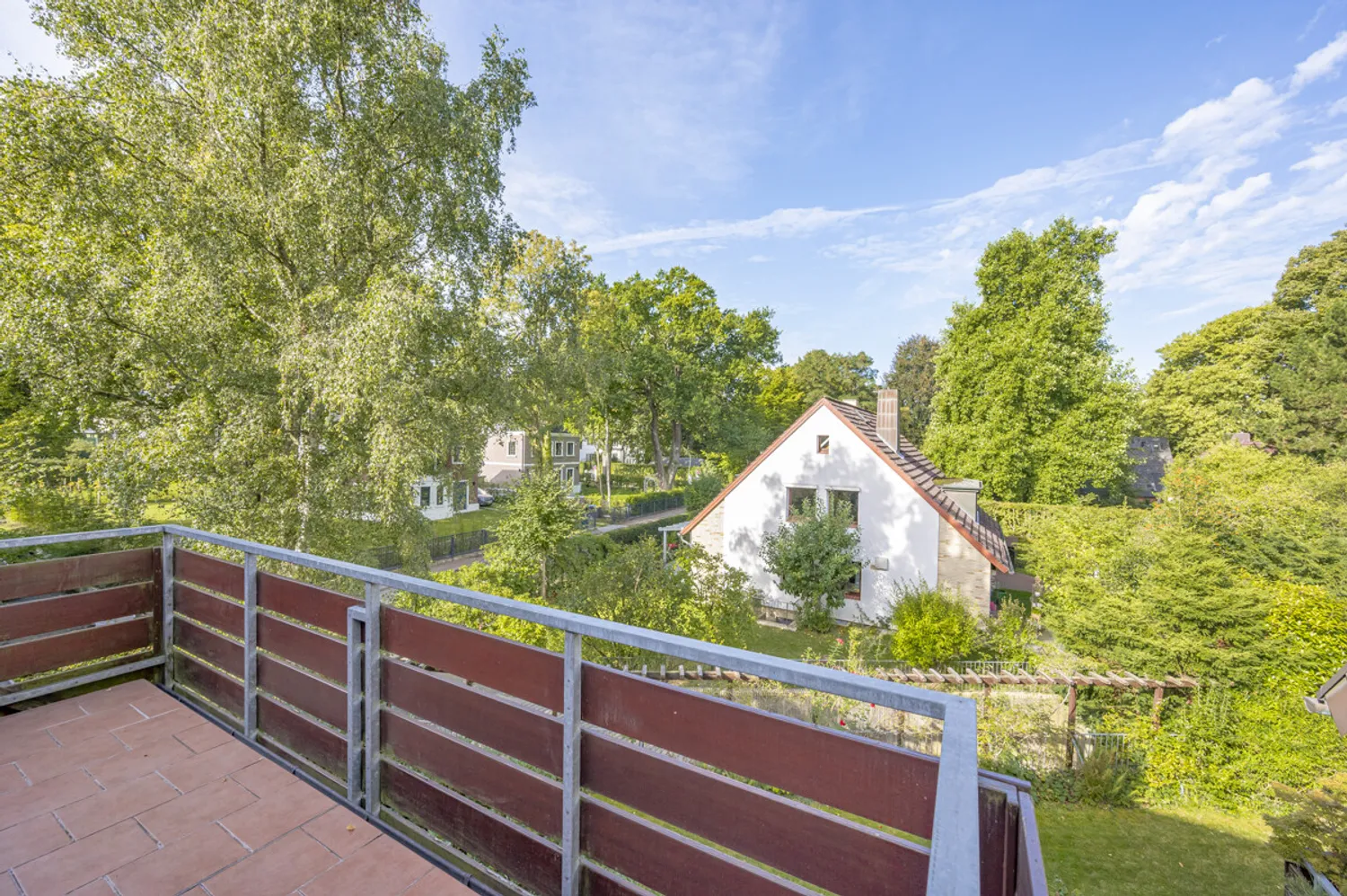 4 Zimmer Wohnung mit 98 m² in Hamburg – Bild 9