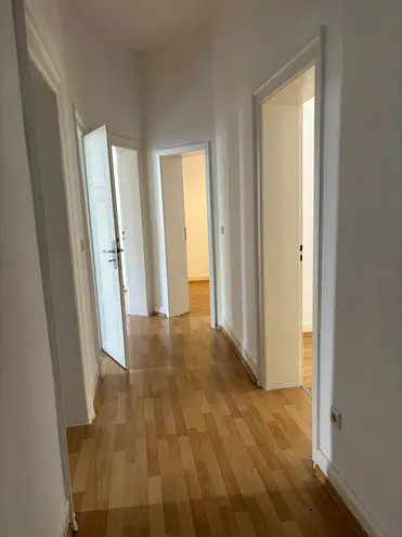 3 Zimmer Wohnung mit 70 m² in Frankfurt am Main – Bild 3