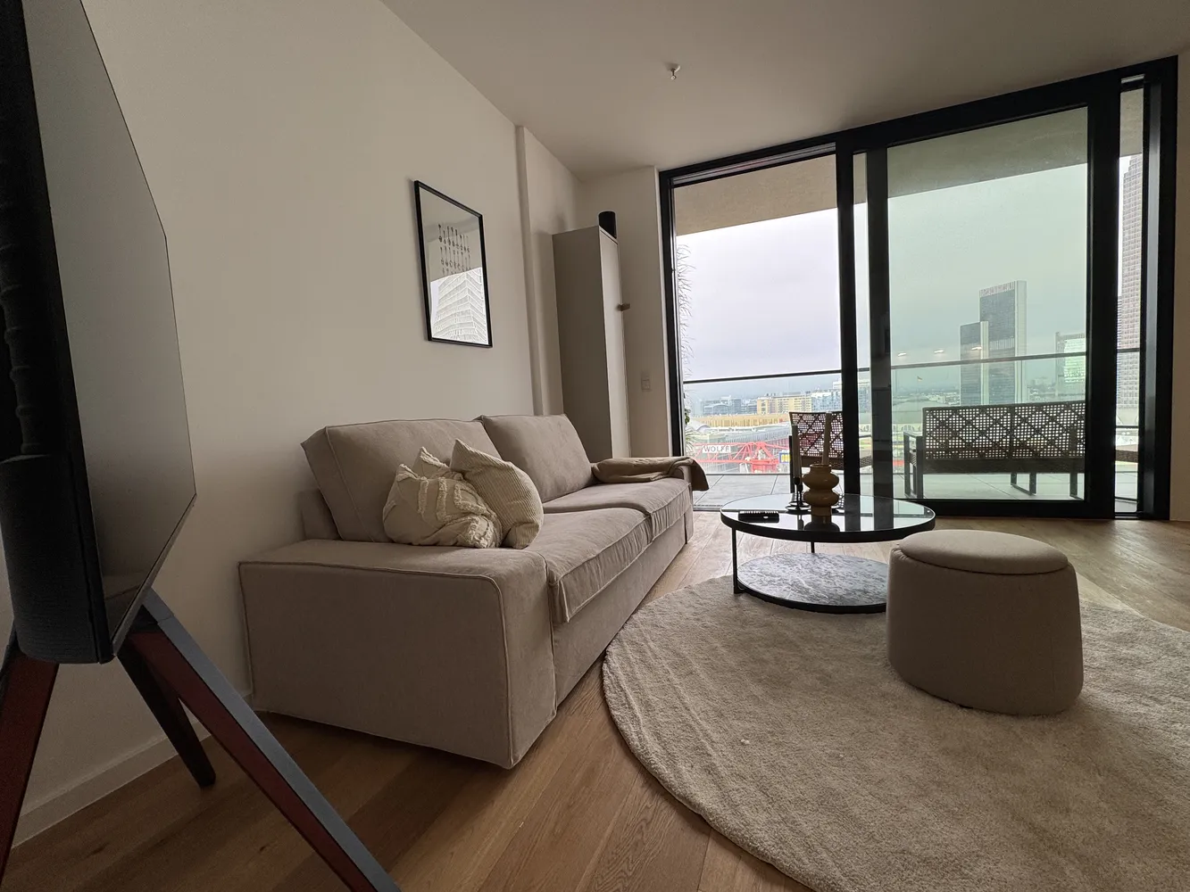 2 Zimmer Wohnung mit 50 m² in Frankfurt am Main – Bild 2