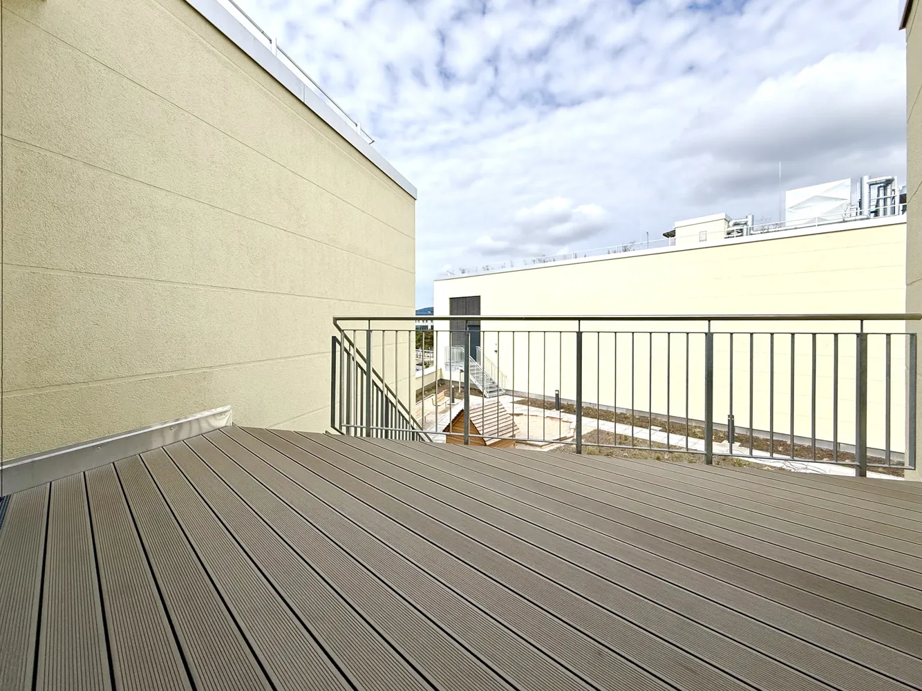 4 room apartment with 174 m² in Chemnitz – Photo 10