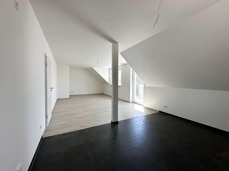 5 Zimmer Wohnung mit 112 m² in Bitterfeld-Wolfen – Bild 7