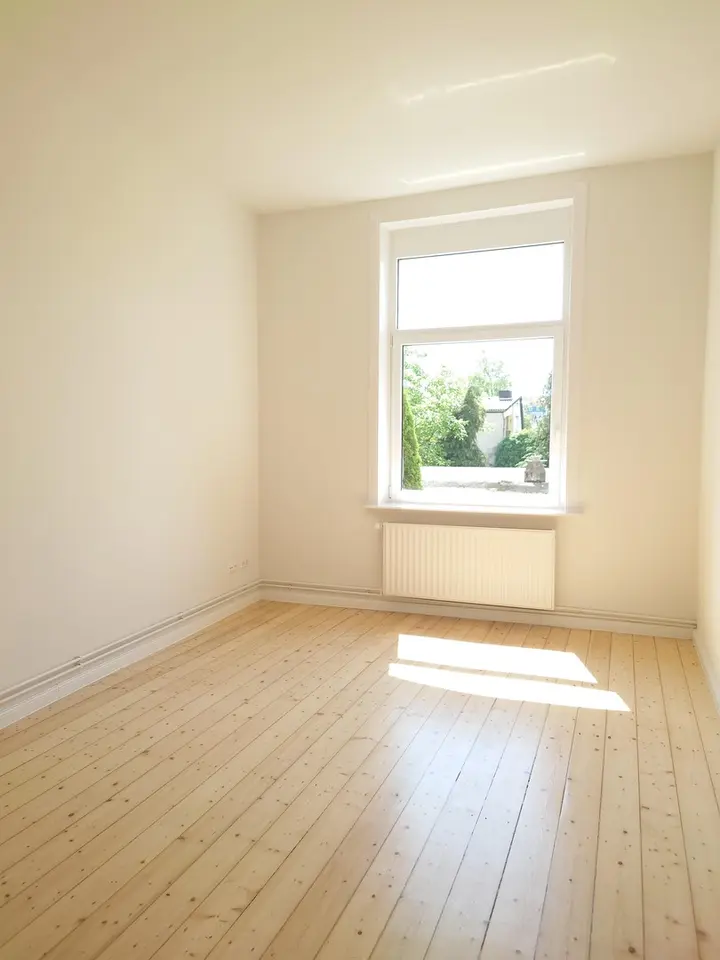 3 Zimmer Wohnung mit 100 m² in Hannover – Bild 2