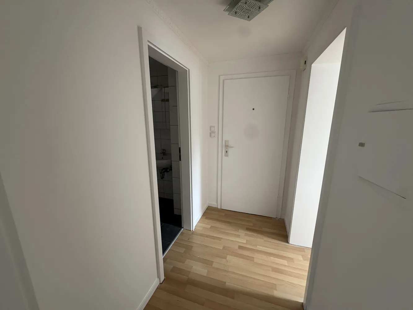 2 Zimmer Wohnung mit 67 m² in Solingen – Bild 3