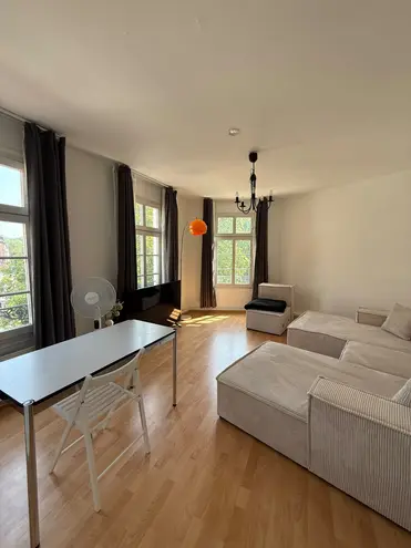 3 Zimmer Wohnung mit 91 m² in Wiesbaden – Bild 1