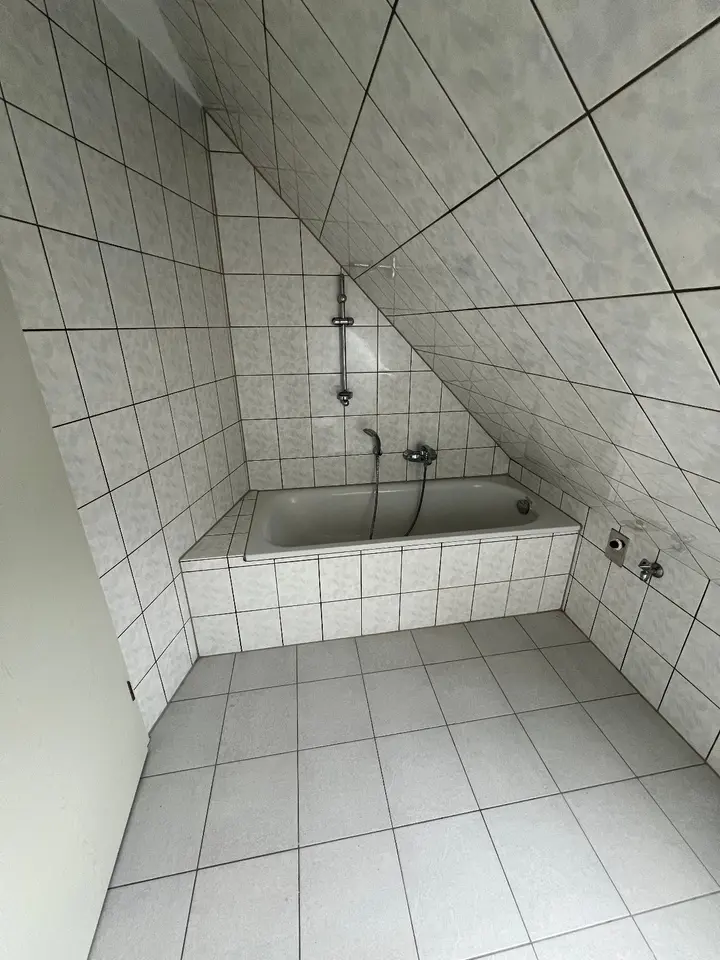 2 Zimmer Wohnung mit 30 m² in Eschwege – Bild 6