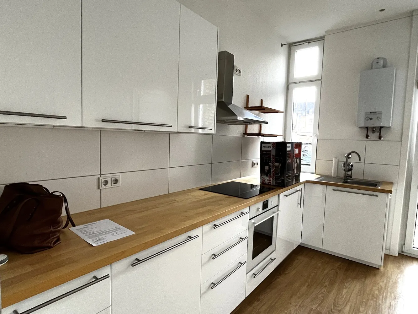 2 Zimmer Wohnung mit 65 m² in Wiesbaden – Bild 2